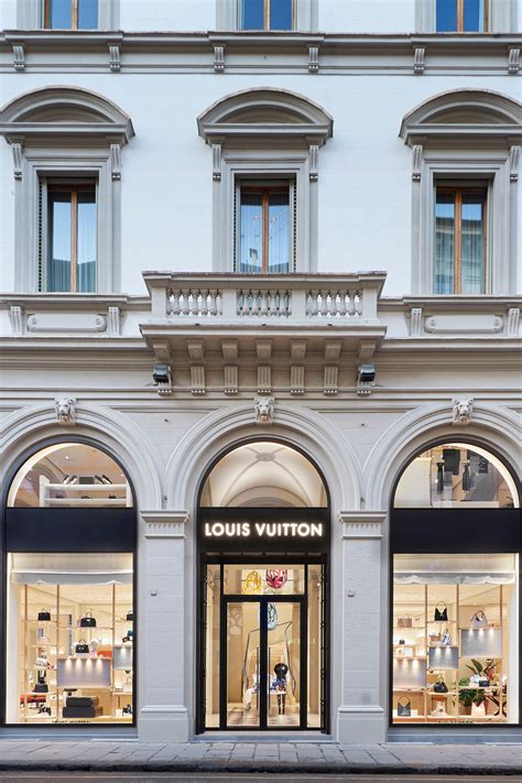 negozio lv firenze|louis vuitton shop firenze.